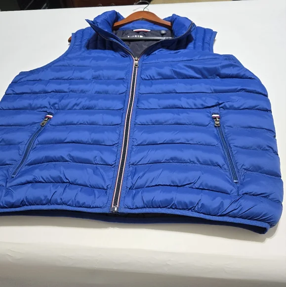 Tommy Hilfiger Mens Vest size XL - Picture 3 of 3
